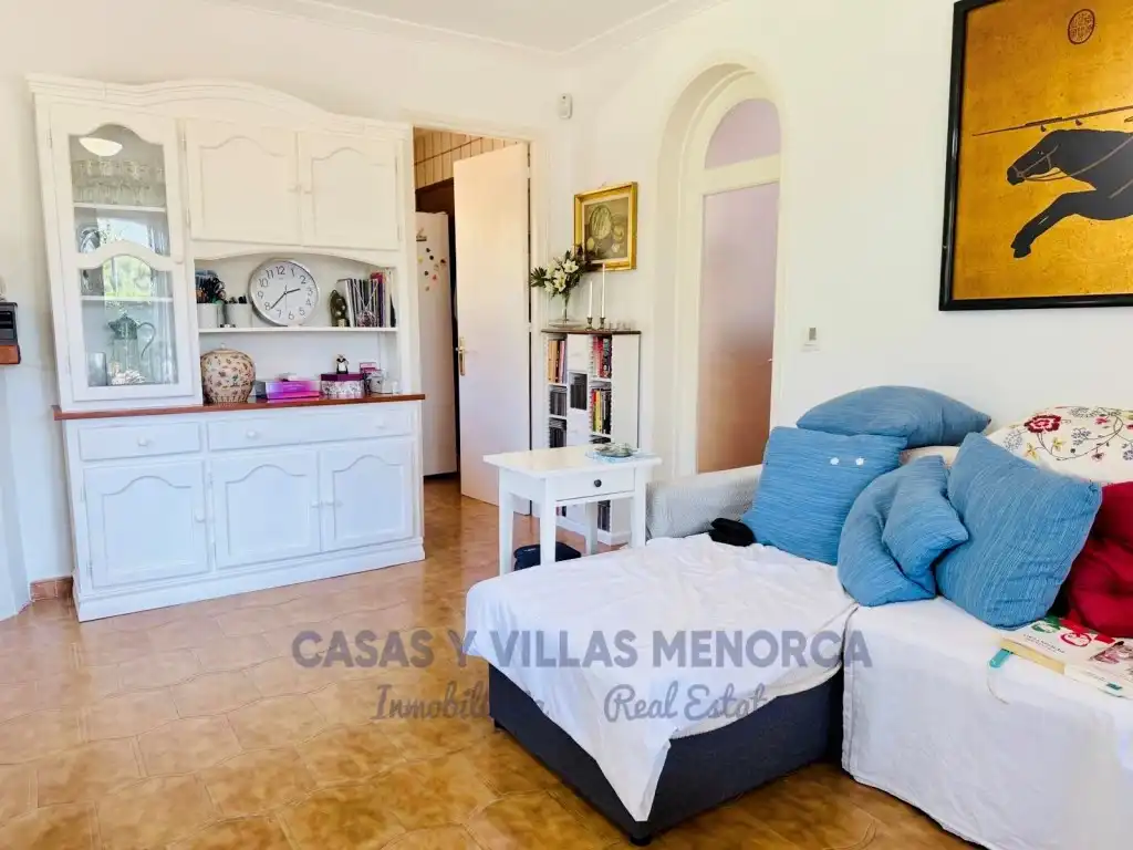 Sala d'estar de Casa adosada en venda en Es Mercadal