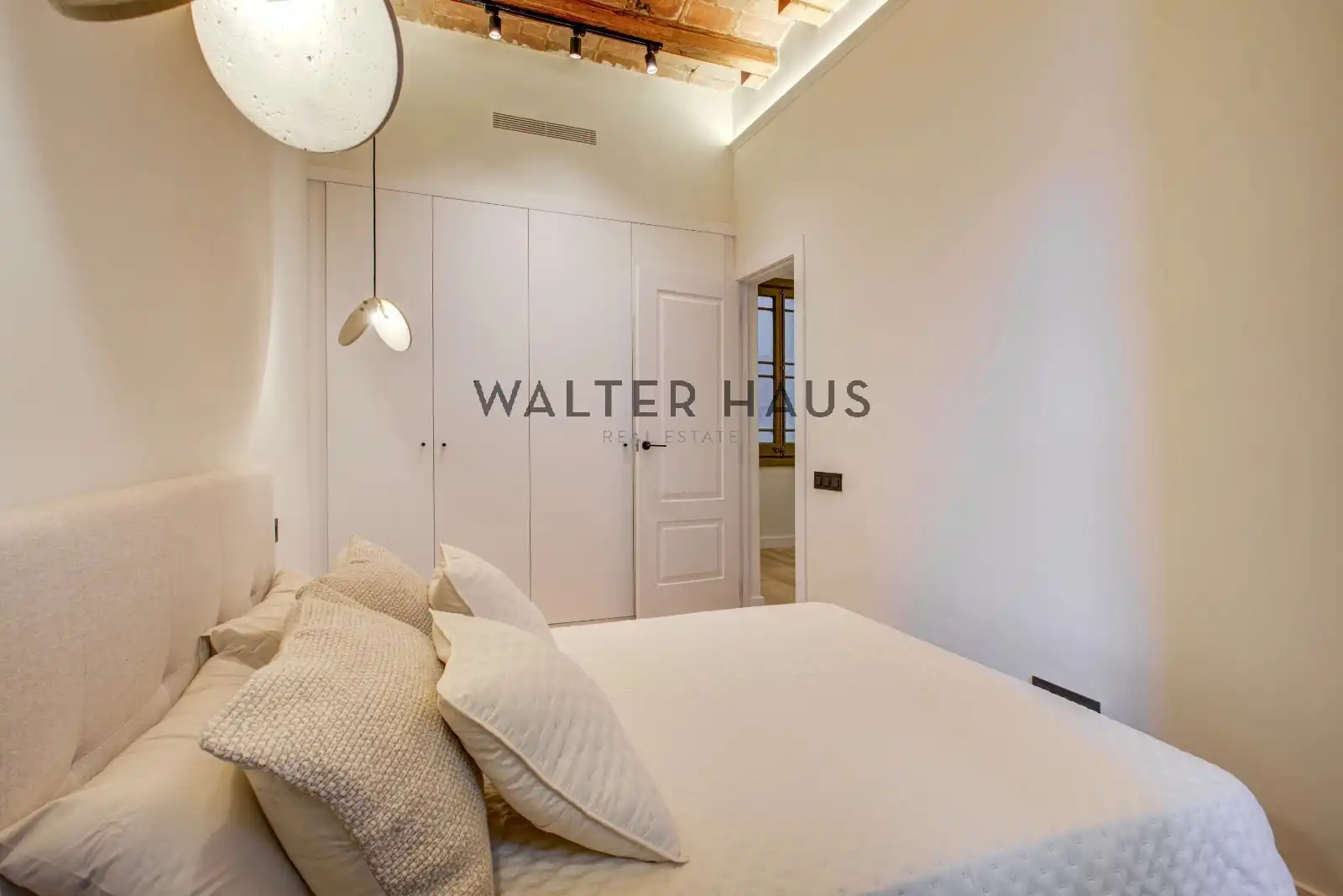 Habitación de Piso en venta en Barcelona con Aire acondicionado, Amueblado y Horno