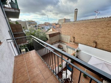 Appartamento con balcone in vendita a Calle Sant Ferran