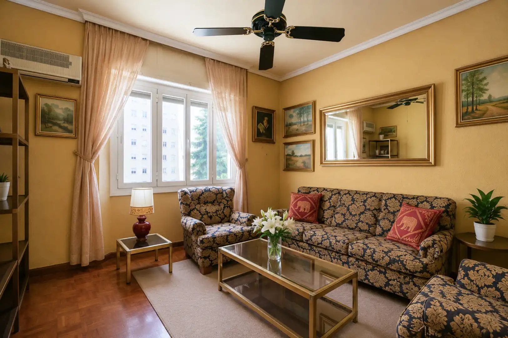Wohnzimmer von Wohnung zum Verkauf in Madrid mit Klimaanlage und Heizung
