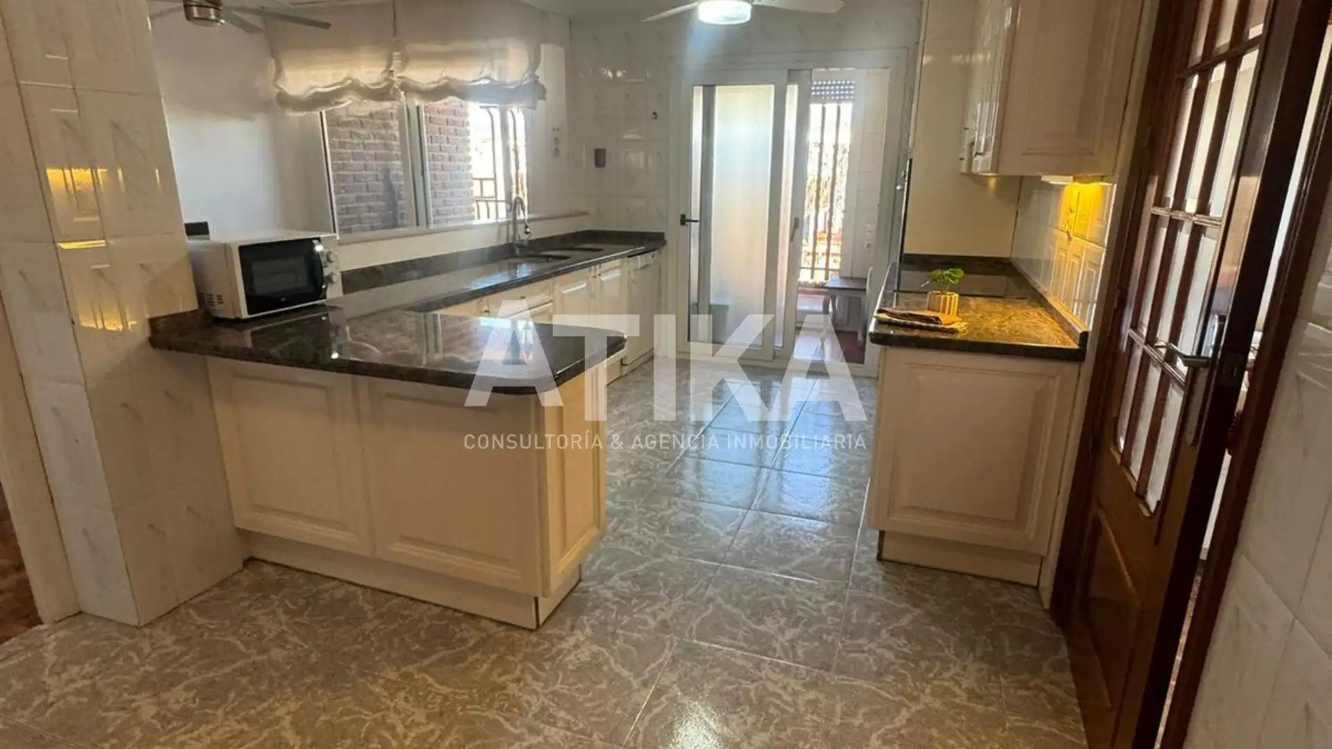 Cocina de Ático en venta en Ontinyent con Aire acondicionado, Calefacción y Parquet