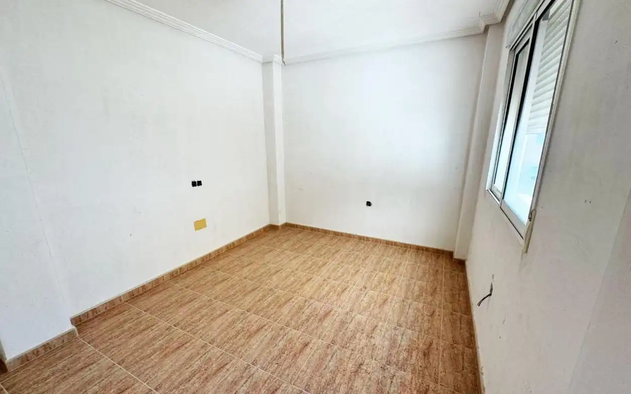 Edificio en venta en Formentera del Segura