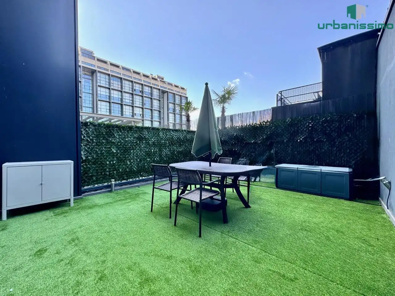 Lofts for rent in Del Cerro Del Águila, Polígono Industrial Sur
