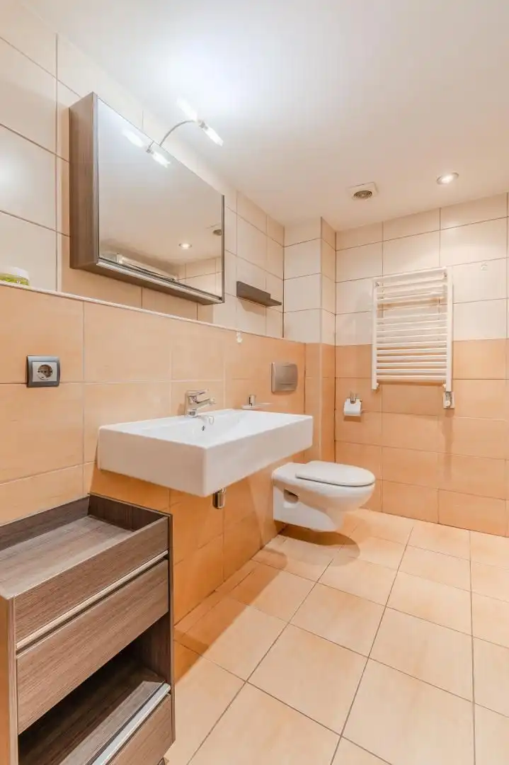 Baño de Piso en venta en Cassà de la Selva con Aire acondicionado, Calefacción y Terraza