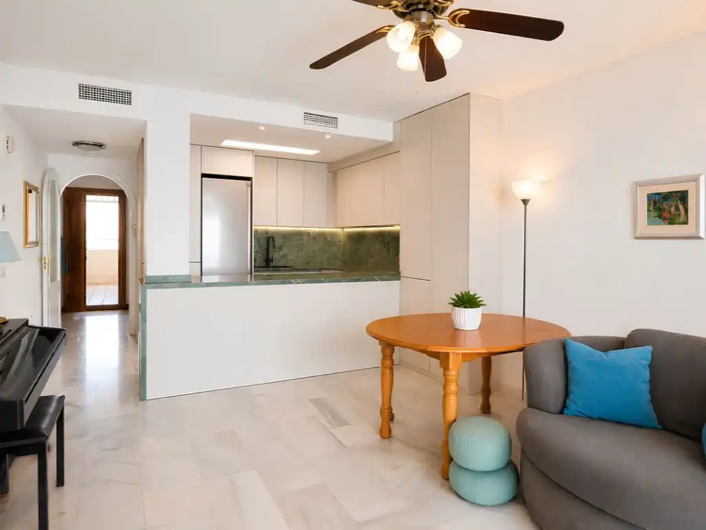 Kitchen of Flat for sale in Fuengirola  with Air Conditioner, Terrace and Furnished