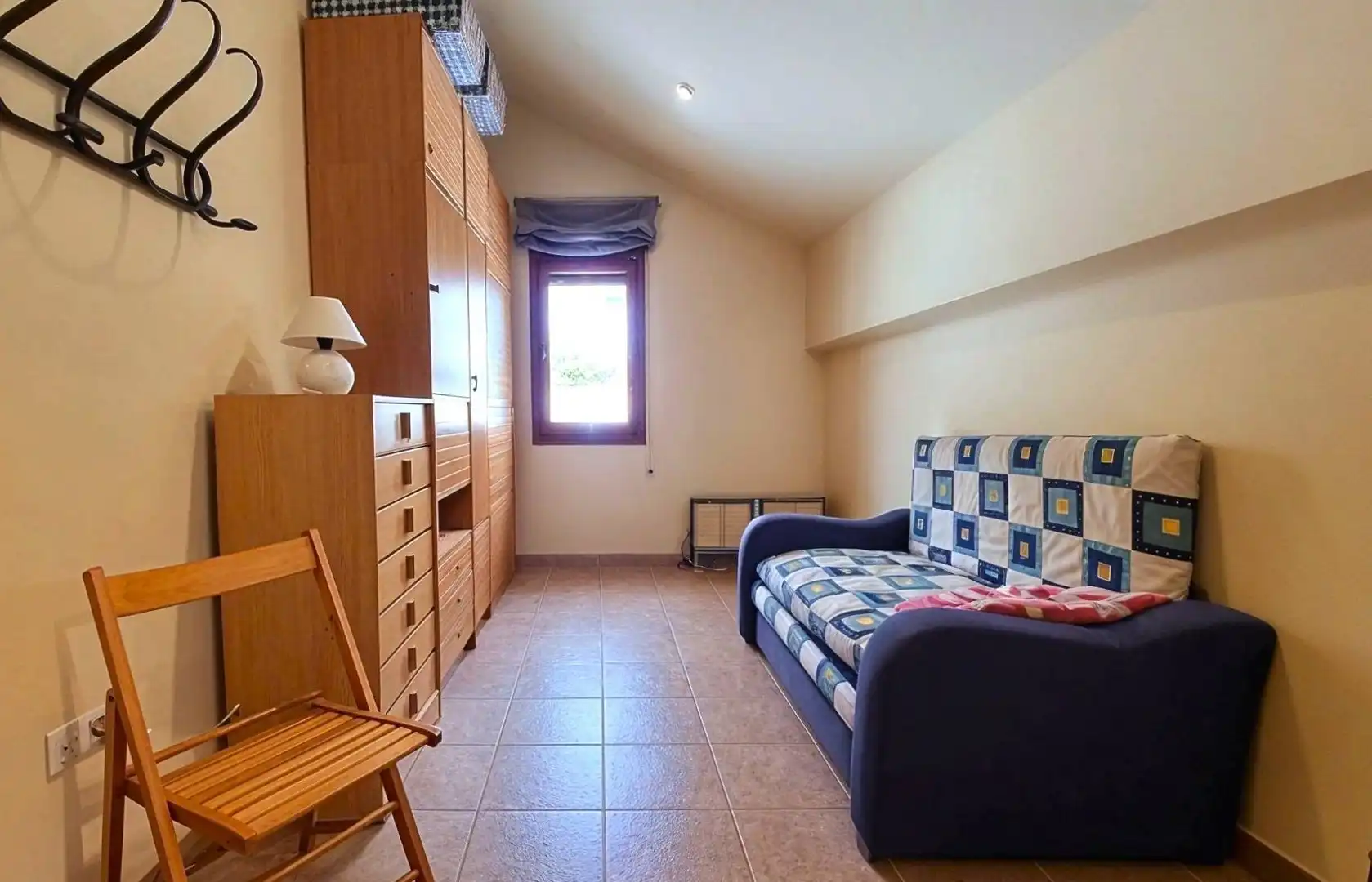Dormitori de Casa adosada en venda en Riudecols amb Piscina comunitària