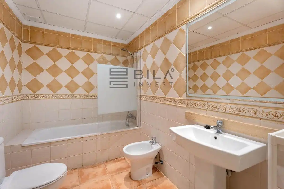 Piso con piscina en venta en Urb. Mirador de Santa María Golf, imagen 12