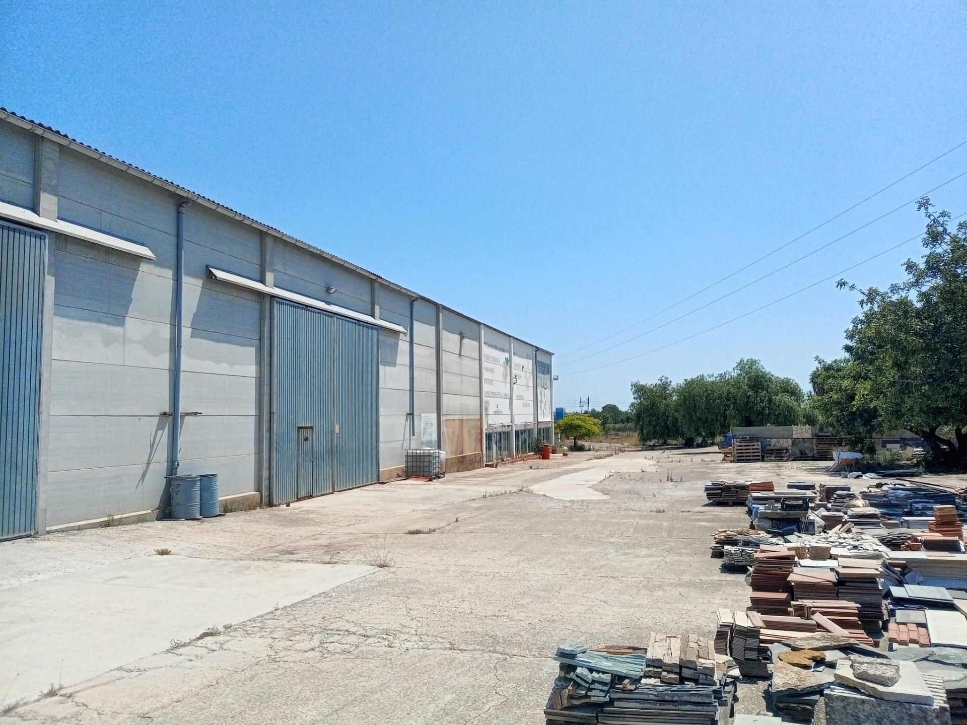 Exterior view of Industrial buildings for rent in Alcover
