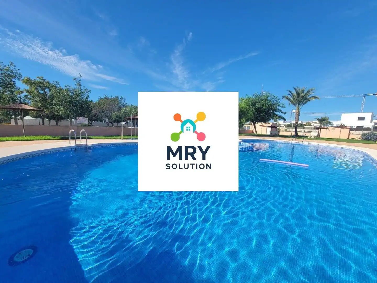Swimming pool of Houses for sale in Alicante / Alacant