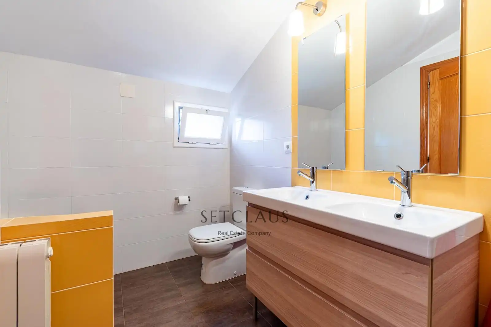 Habitación de Casa adosada en venta en Teià con Aire acondicionado, Calefacción y Jardín privado