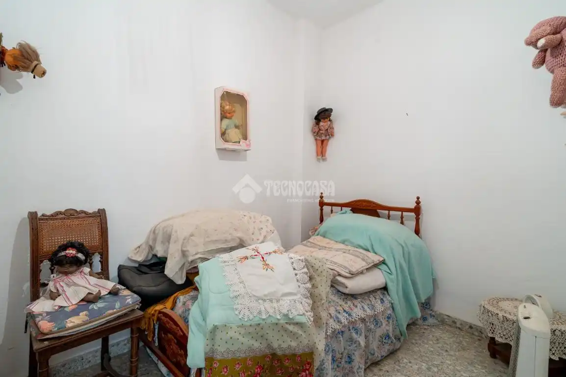 Dormitori de Casa adosada en venda en Villamena amb Terrassa