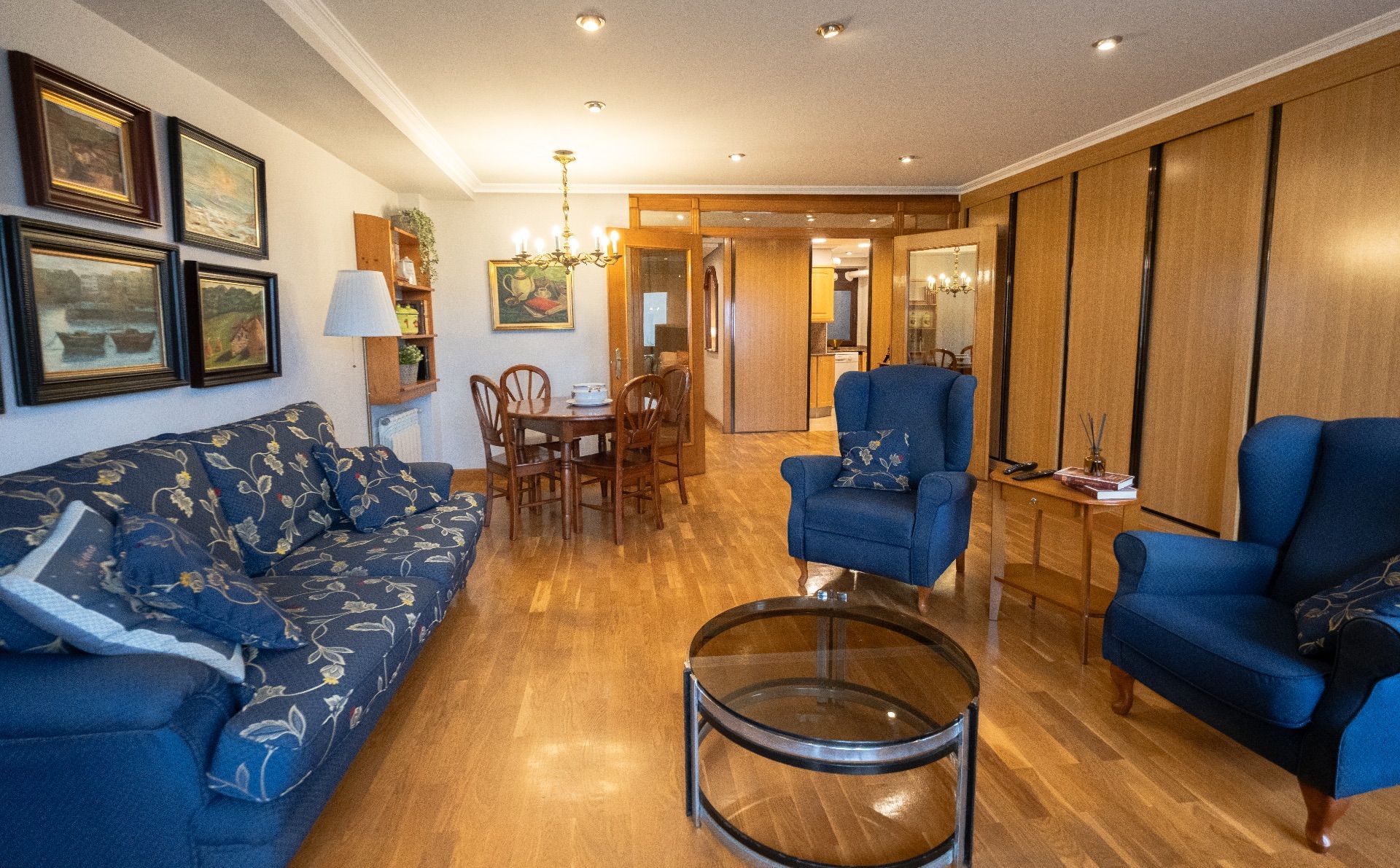 Sala de estar de Piso de alquiler en Gijón  con Calefacción y Amueblado