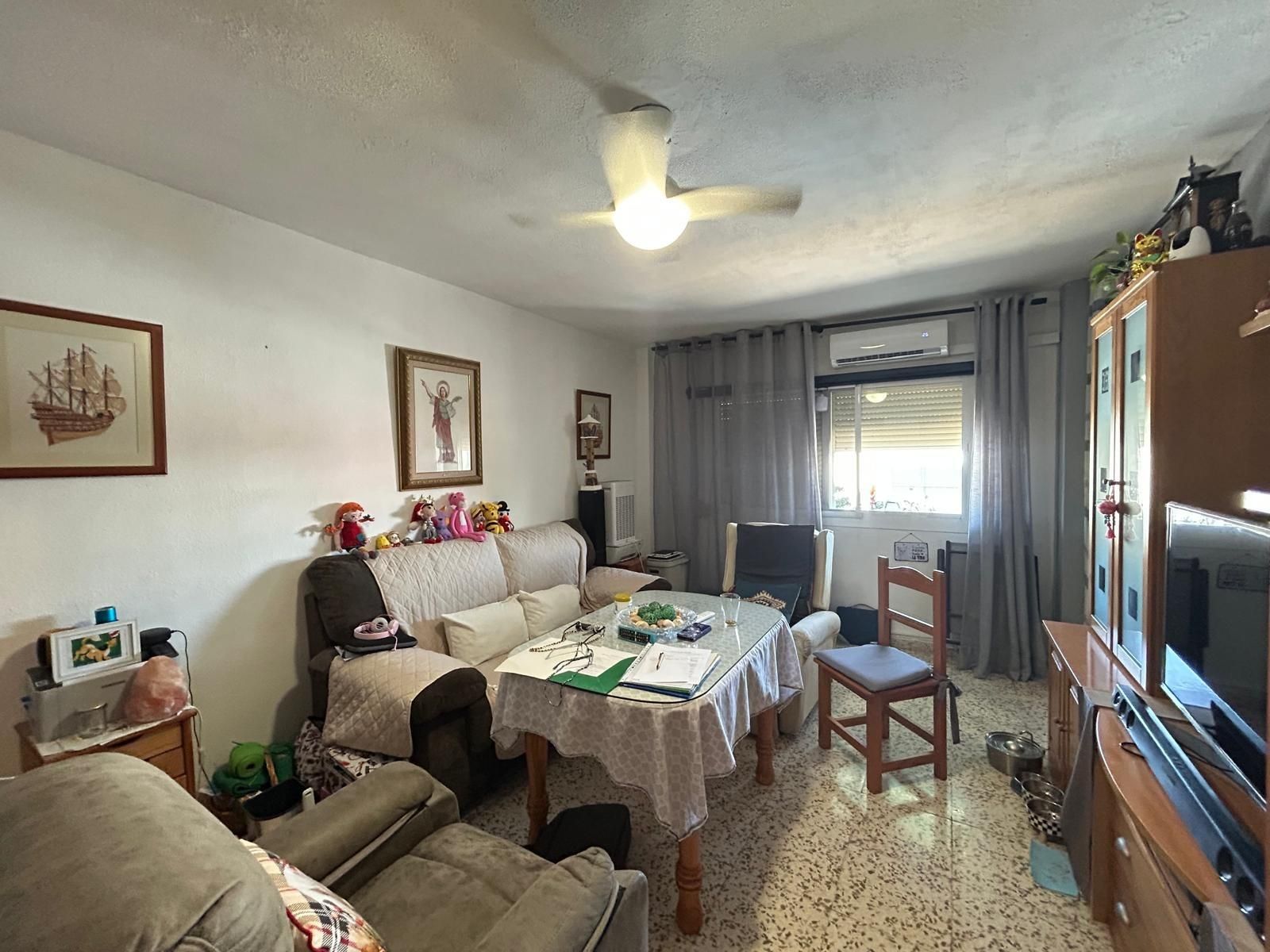Sala de estar de Piso en venta en Antequera con Aire acondicionado, Calefacción y Trastero
