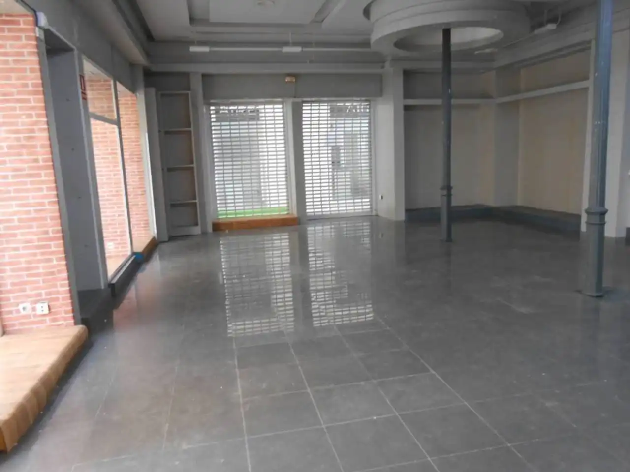 Local comercial de lloguer a Centro, imagen 2