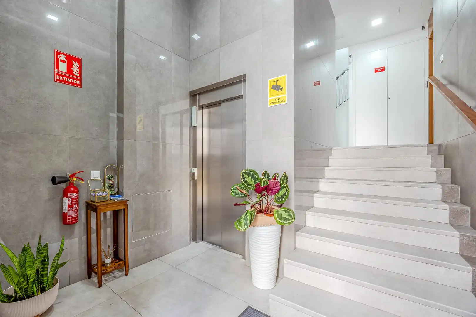 Residencial amb ascensor en venda a Calle TAURO, imagen 2