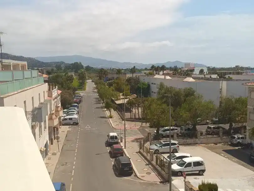Vista exterior de Pis en venda en Salobreña amb Balcó