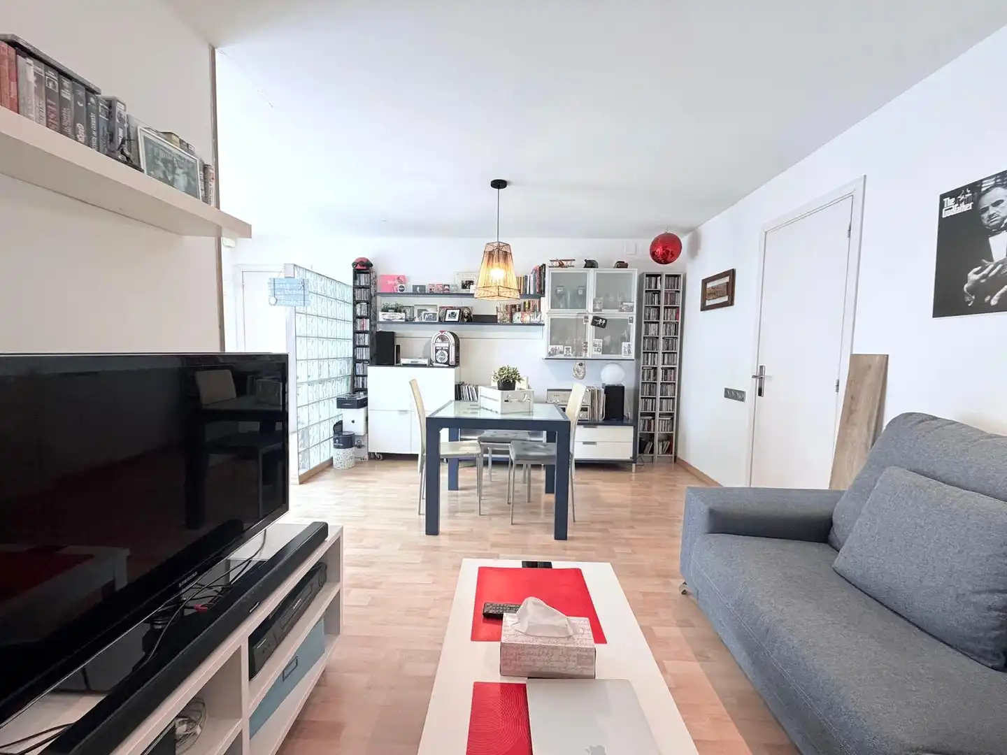 Wohnzimmer von Wohnung zum Verkauf in Terrassa mit Parkett und Terrasse