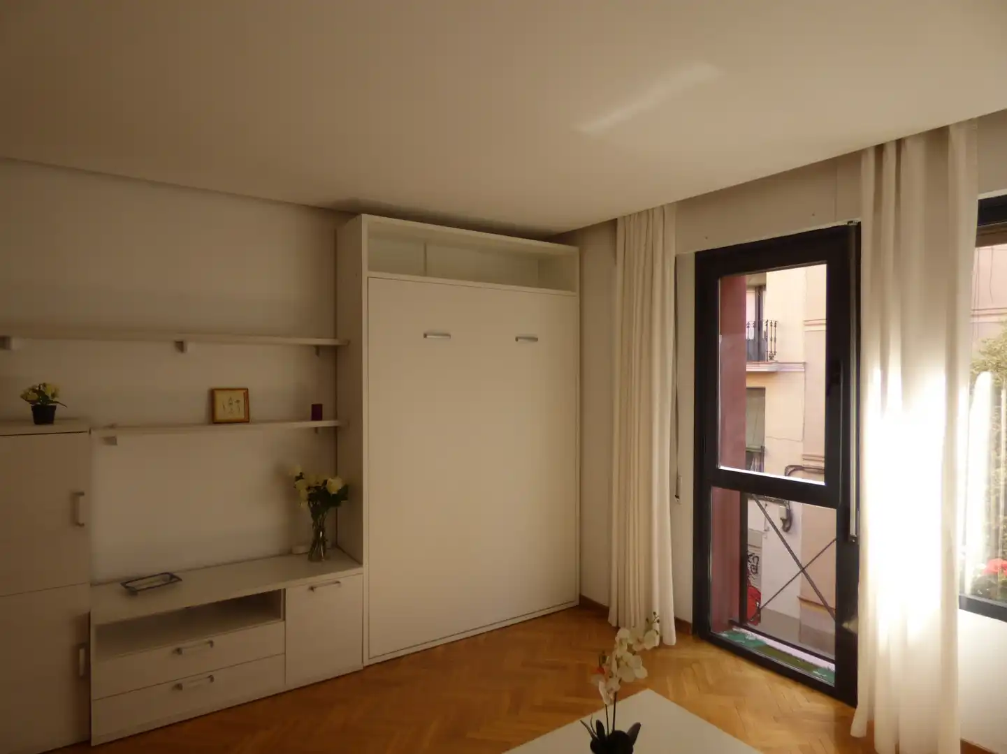 Bedroom of Flat for rent in Madrid  with Air Conditioner, Heating and Furnished