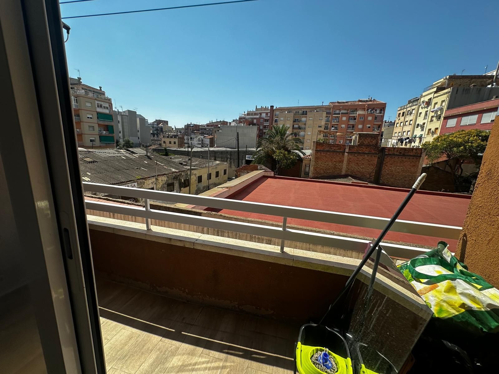 Vista exterior de Pis en venda en  Barcelona Capital amb Balcó