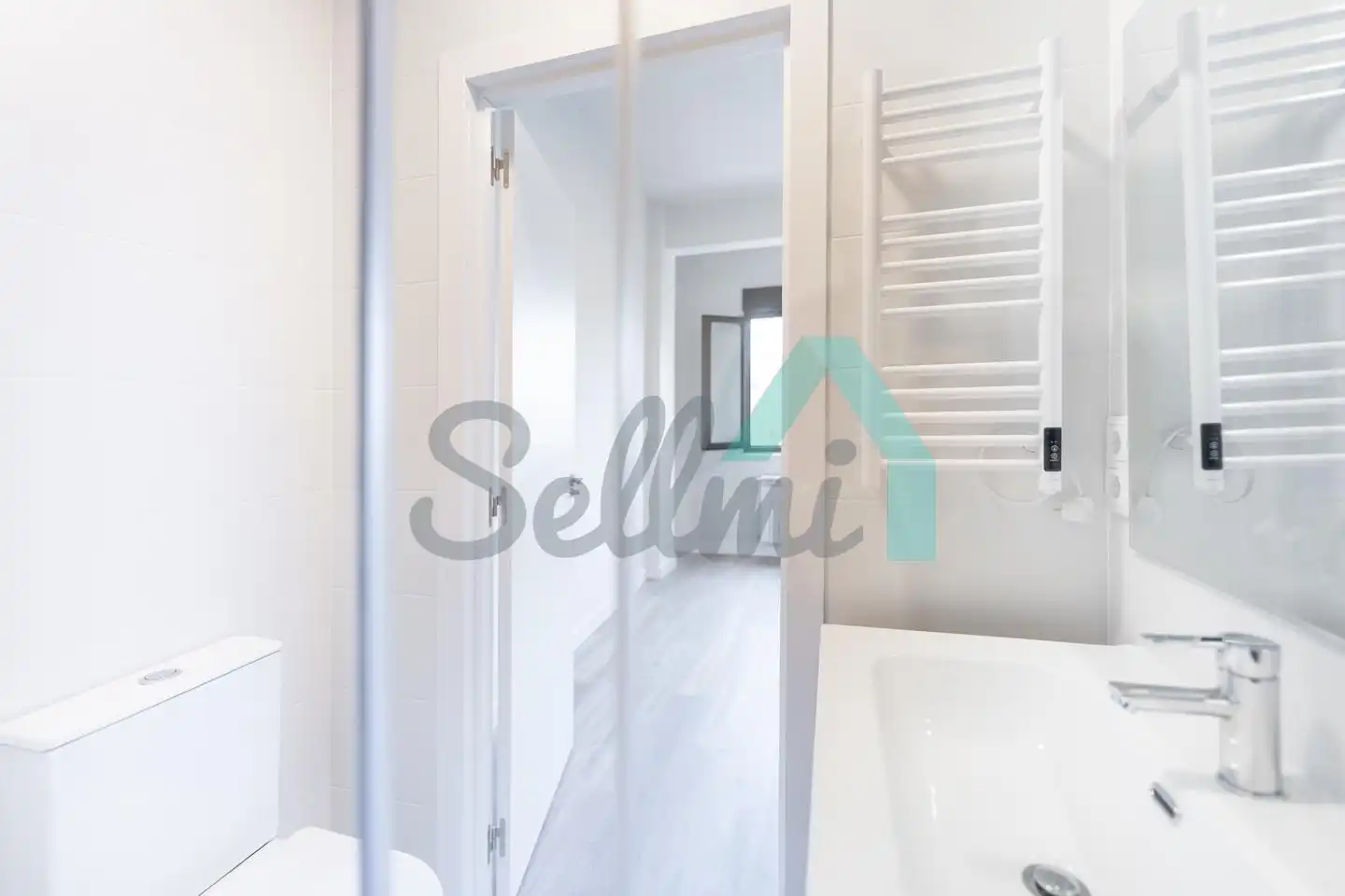 Baño de Piso en venta en Gijón  con Calefacción