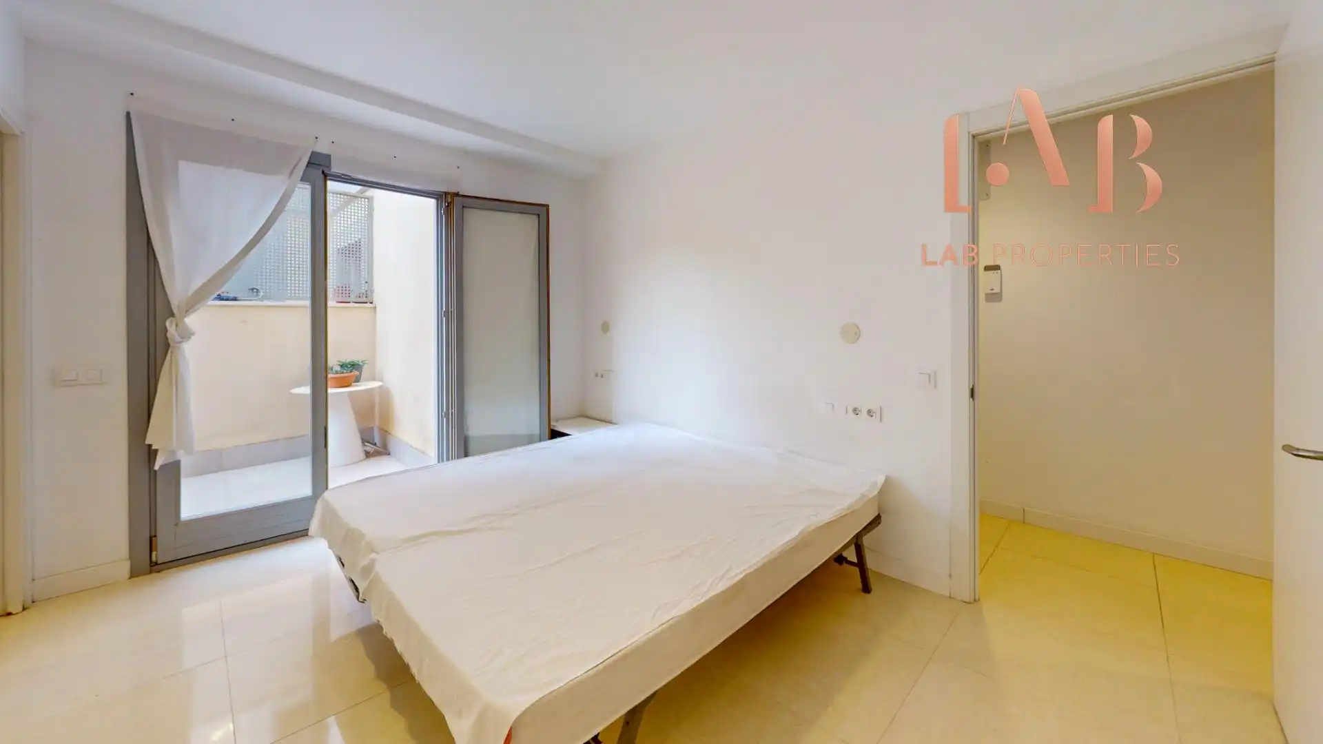 Habitación de Local en venta en Santa Margalida