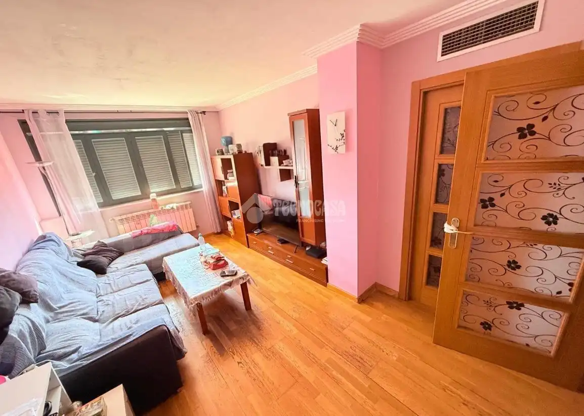 Sala d'estar de Pis en venda en Restón I - Restón II