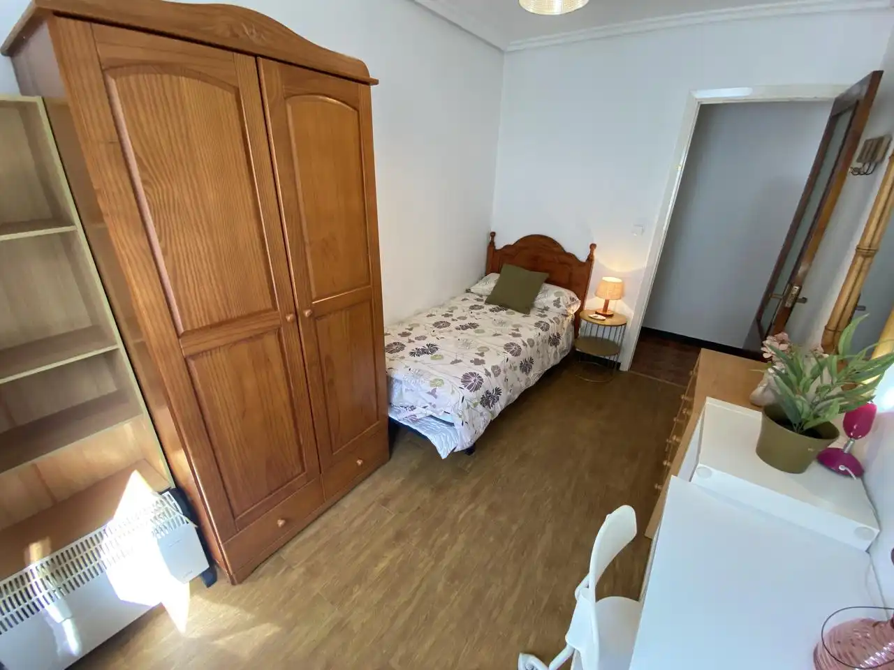 Flat for rent in Rúa Manuel Deschamps, Agra del Orzán - Ventorrillo