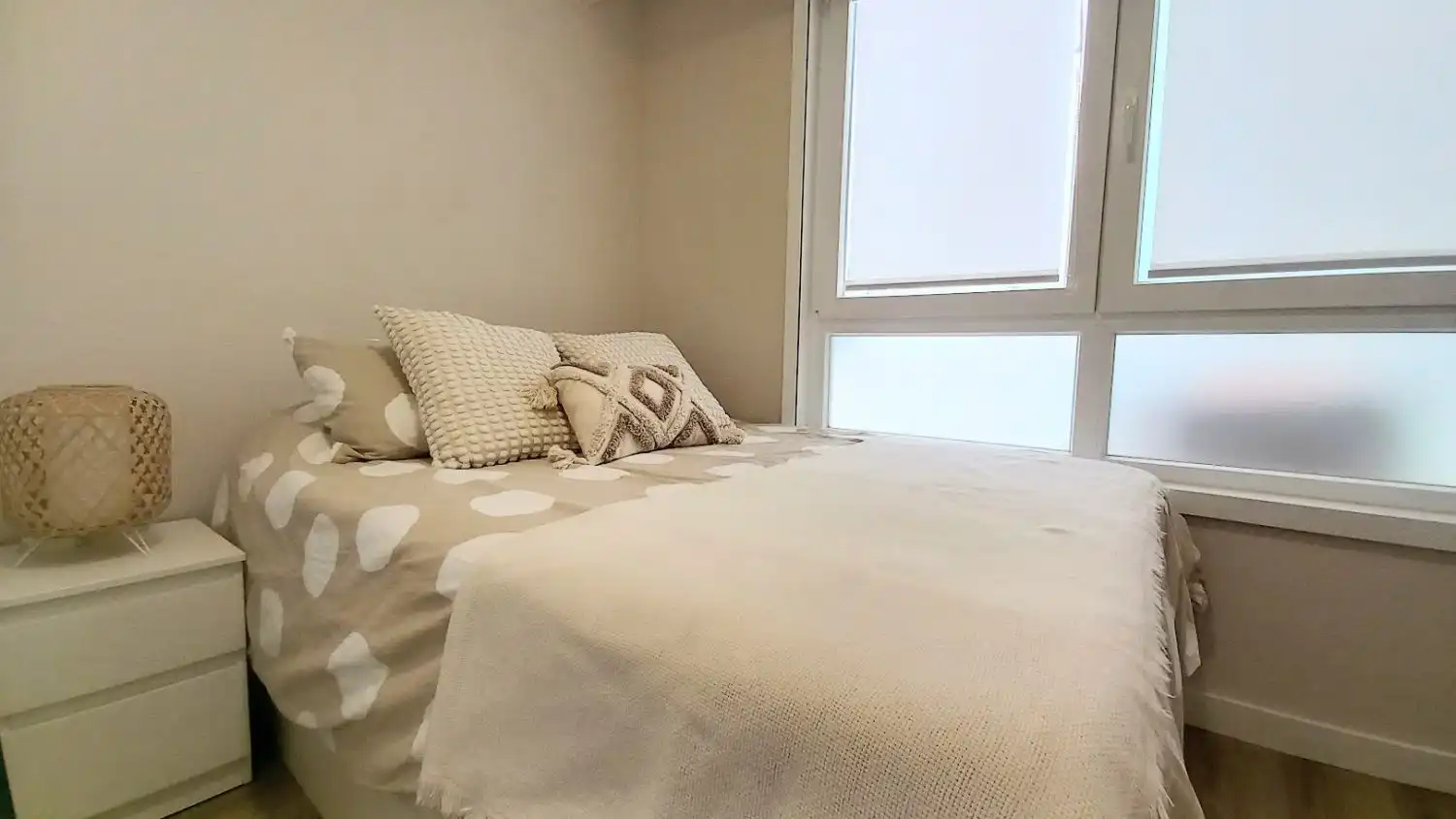 Habitación de Piso en venta en A Coruña Capital  con Calefacción