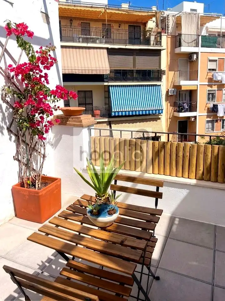 Balcony of Flat for rent in Sevilla  with Air Conditioner, Terrace and Furnished