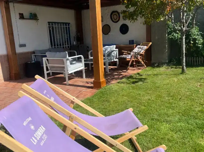 Terrassa de Casa o xalet en venda en Frades de la Sierra amb Piscina