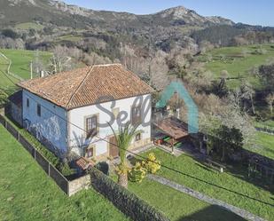 Exterior view of House or chalet for sale in Llanes  with Balcony