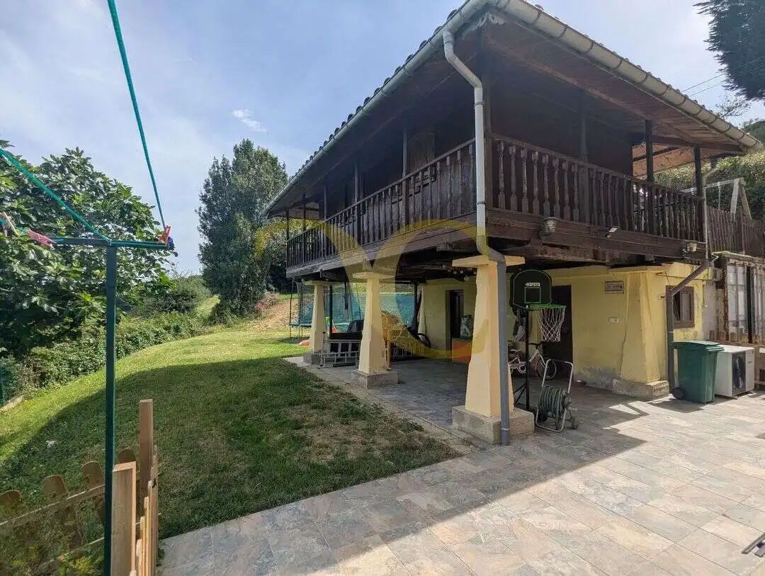 Vista exterior de Casa o chalet en venta en Gijón  con Calefacción, Jardín privado y Balcón