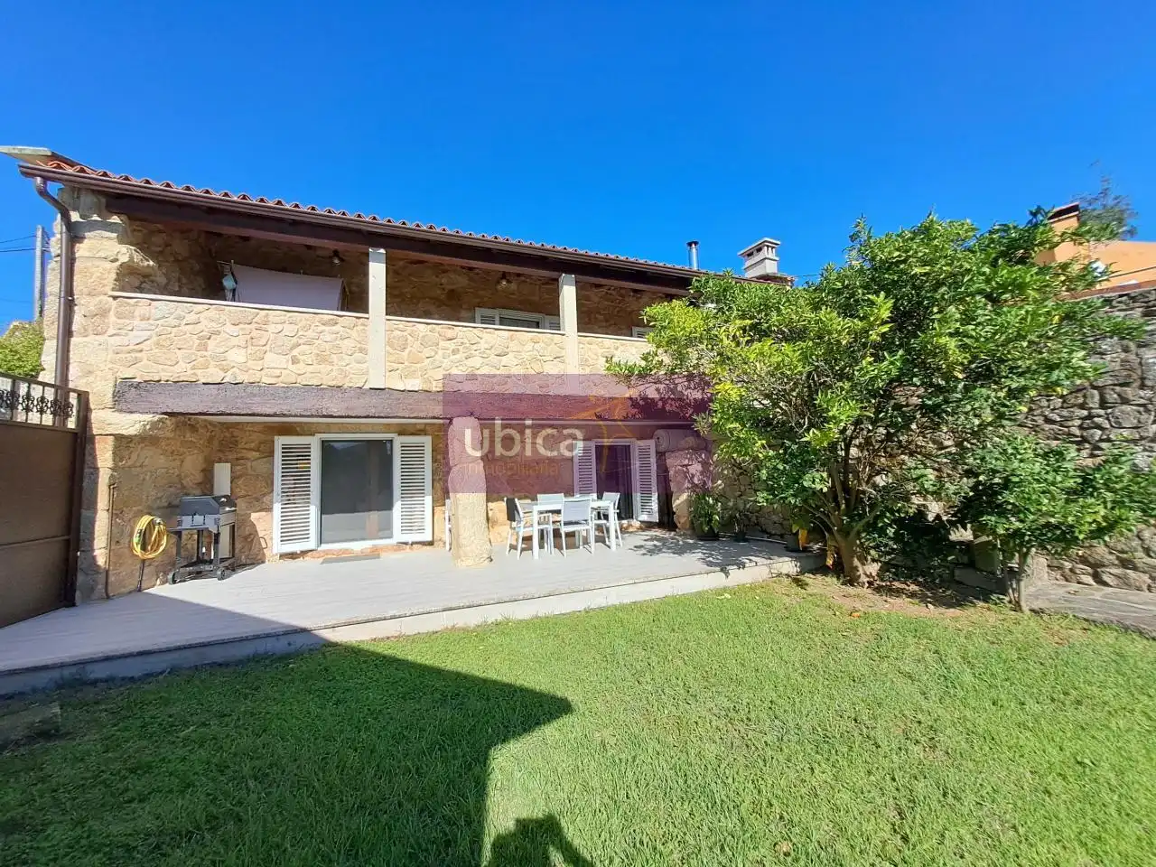 Villa mit Garten zum Verkauf in O Rosal
