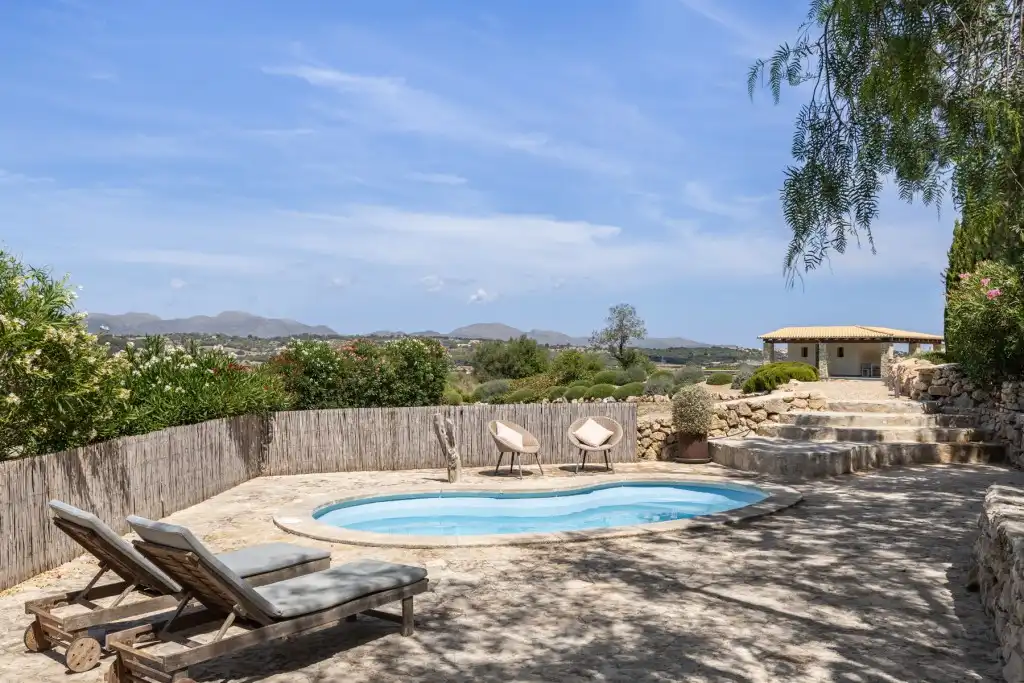 Piscina de Finca rústica en venta en Sineu con Aire acondicionado, Calefacción y Jardín privado