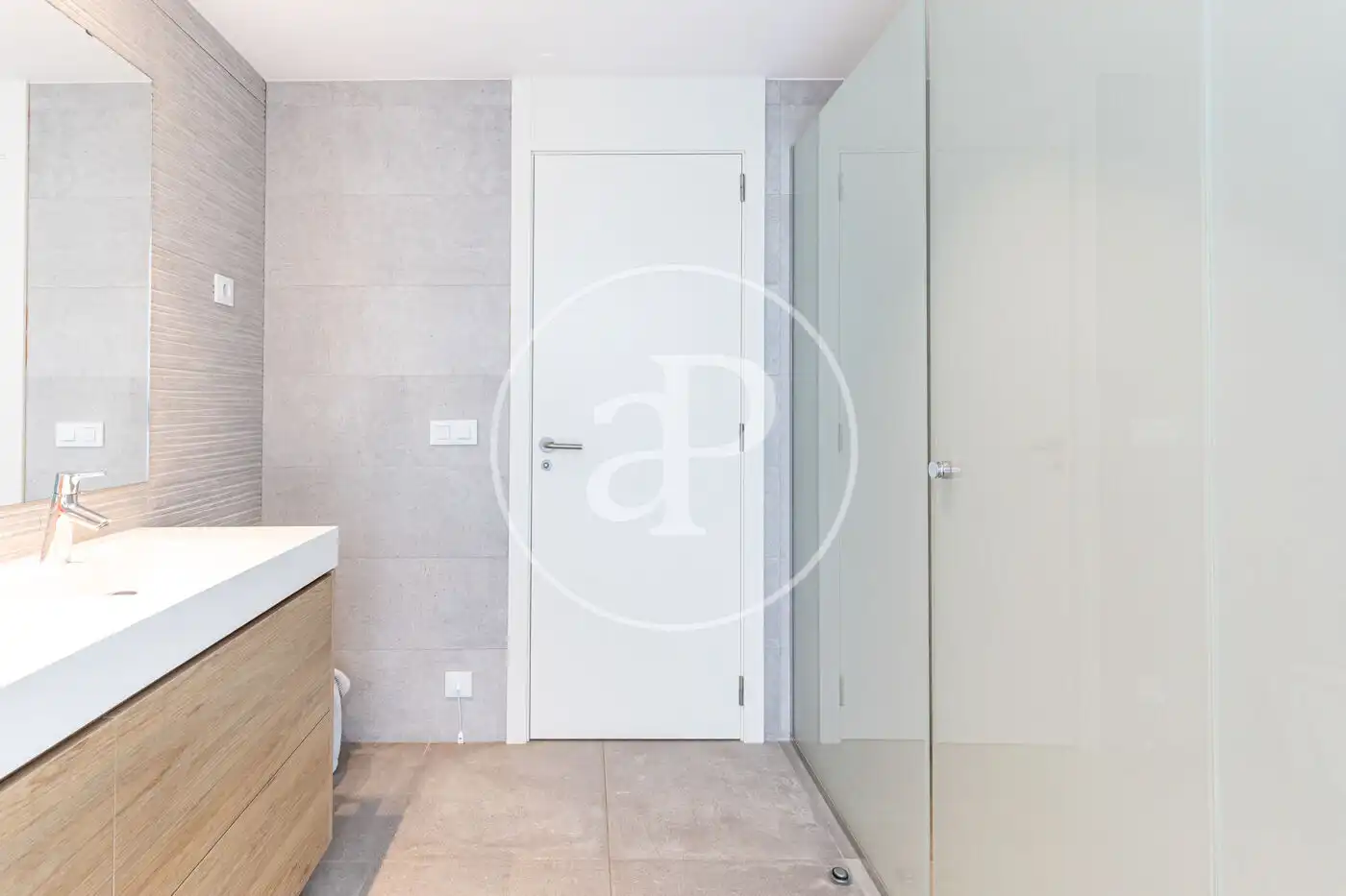 Bathroom of Flat for sale in Sant Cugat del Vallès  with Air Conditioner, Heating and Private garden