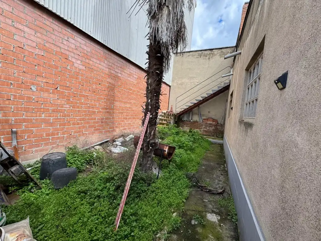 Wohnbaugrundstück zum Verkauf in Manlleu, imagen 2