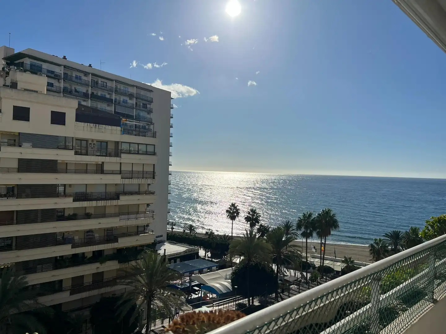 Schlafzimmer von Wohnungen zur Miete in Marbella mit Klimaanlage, Heizung und Terrasse