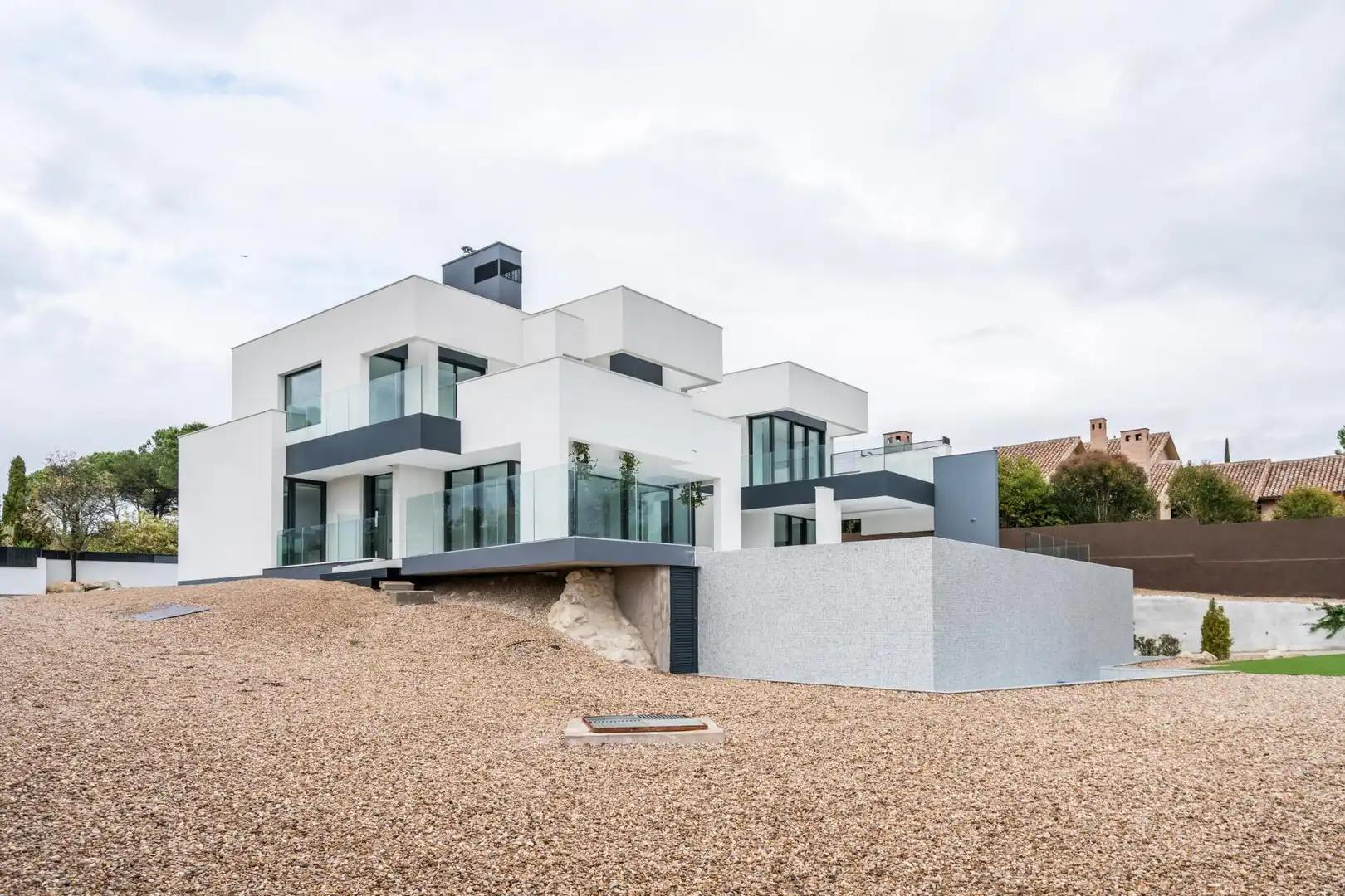 Vista exterior de Casa o xalet en venda en Las Rozas de Madrid amb Calefacció, Jardí privat i Terrassa