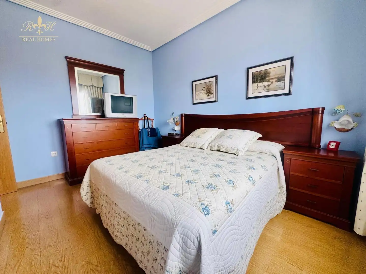 Habitación de Piso en venta en Benidorm con Aire acondicionado, Terraza y Piscina