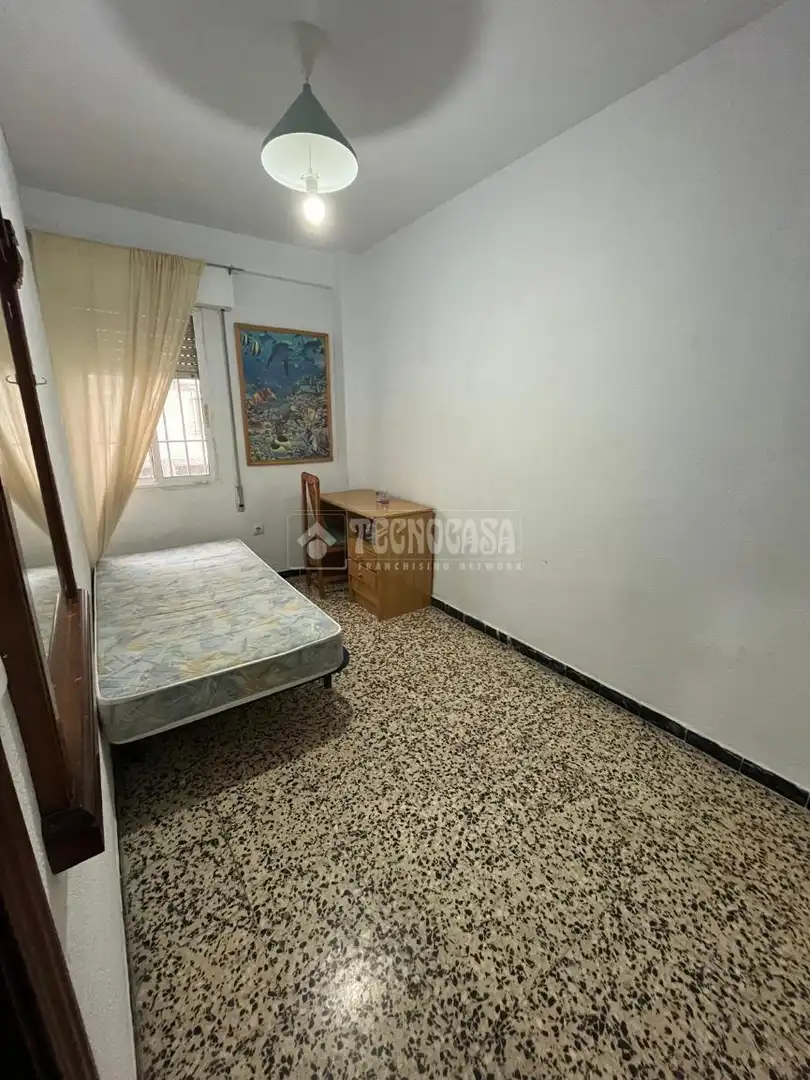 Bedroom of Flat for sale in Sevilla