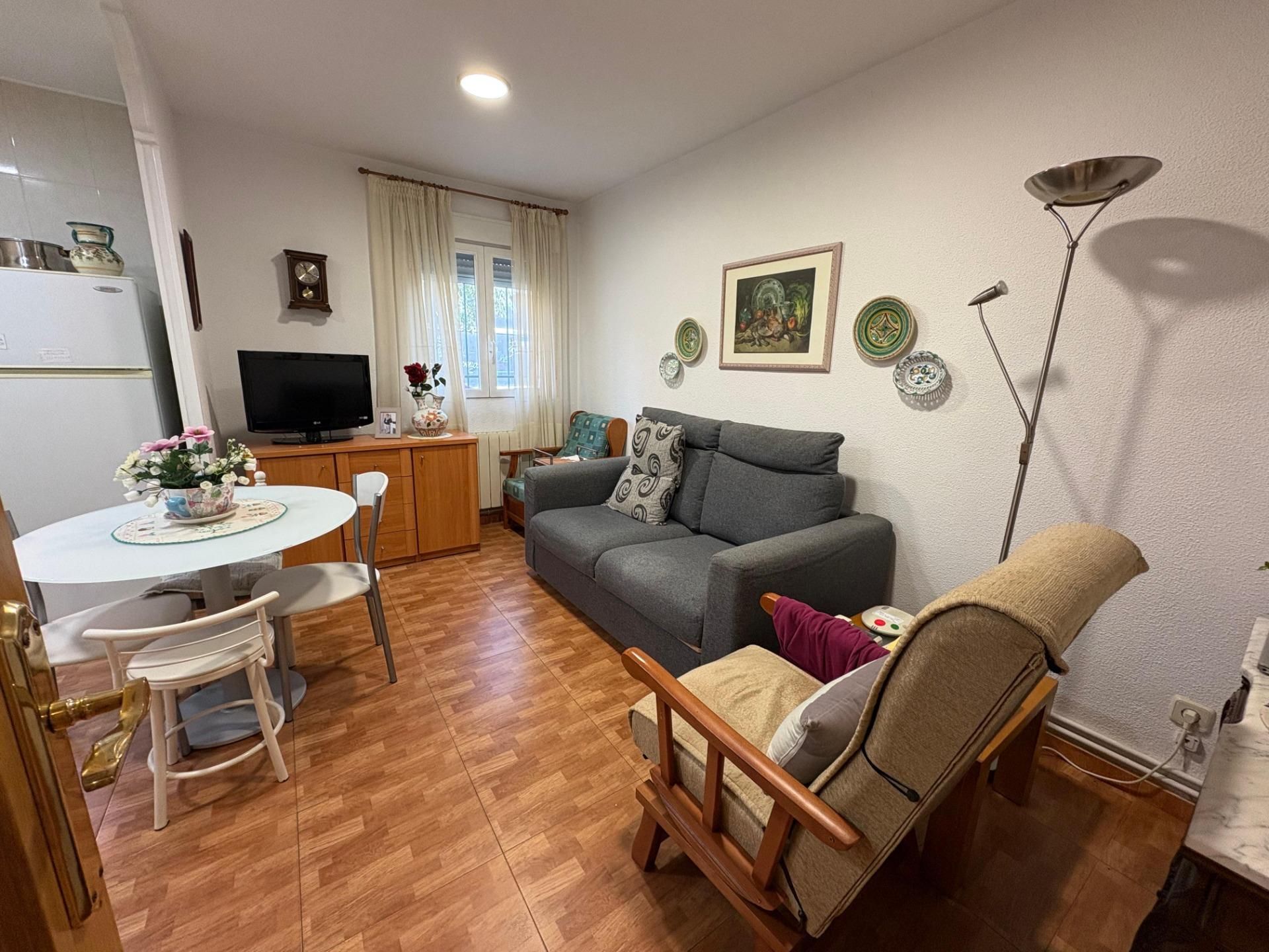 Sala d'estar de Planta baixa en venda en Leganés amb Aire condicionat i Calefacció