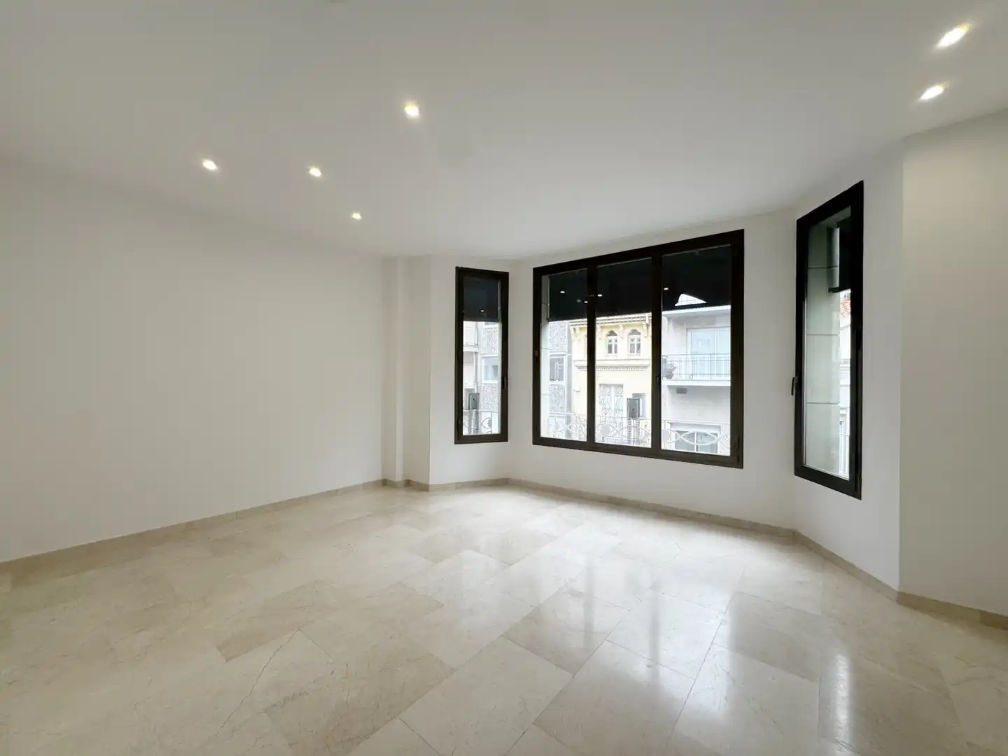 Oficina de lloguer a Carrer Anselm Clavé 20, imagen 2