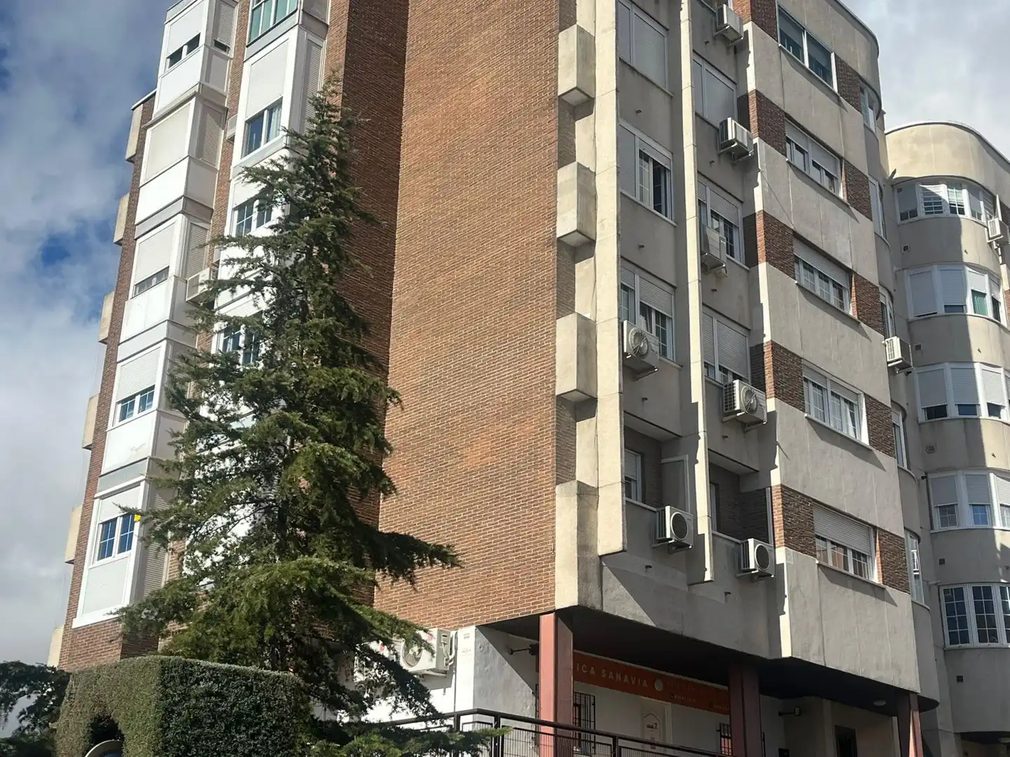 Office for rent in Puentelarra, 68, Santa Eugenia