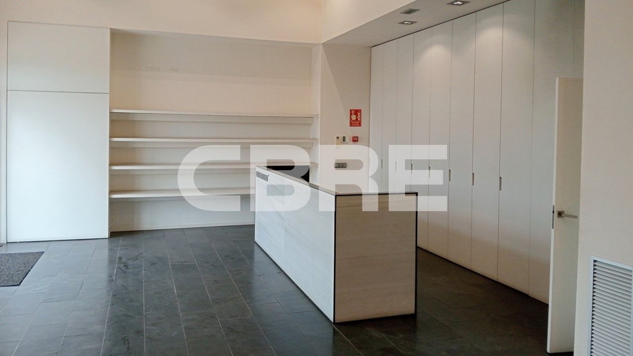 Industrial buildings for sale in Salt  with Heating and Alarm