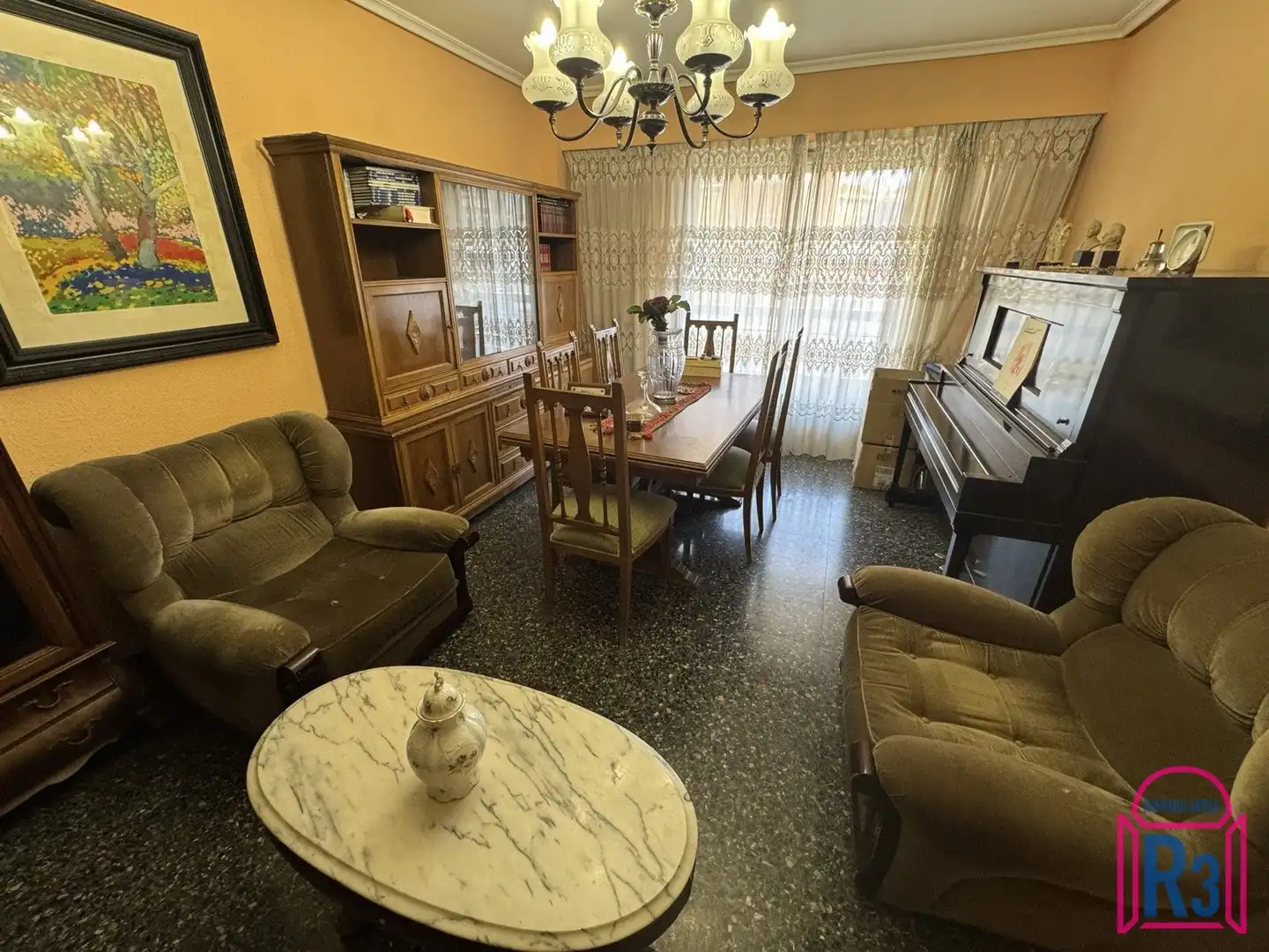 Comedor de Piso en venta en Las Eras de Renueva