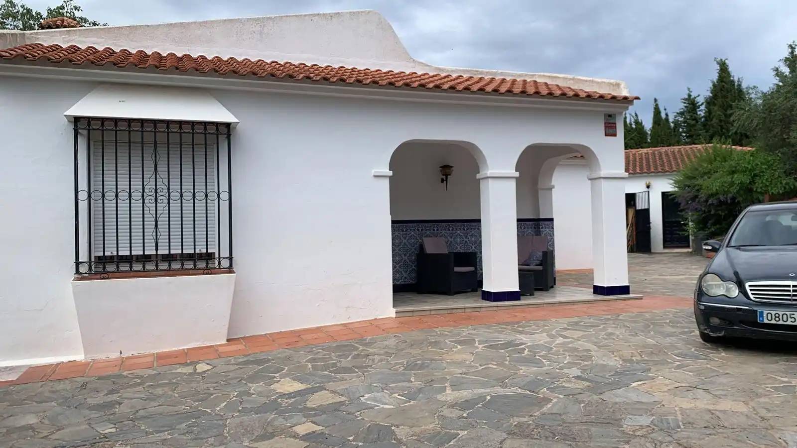 Vista exterior de Casa o chalet en venta en Alhaurín El Grande con Jardín privado, Terraza y Piscina