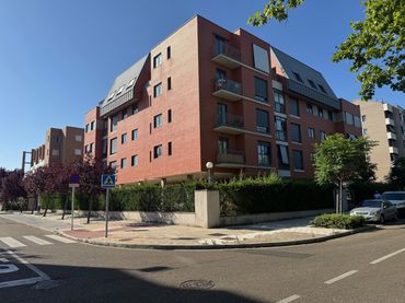 Doble amb ascensor en venda a Calle Arribes del Duero 14