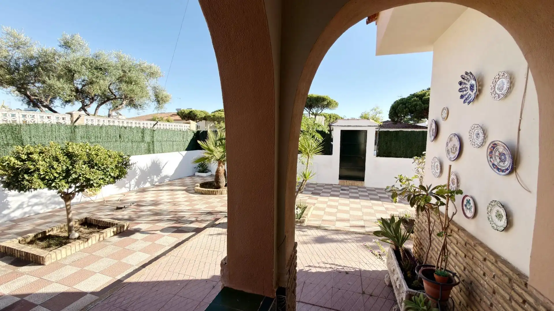 Garden of Houses for sale in Islantilla  with Air Conditioner, Private garden and Terrace