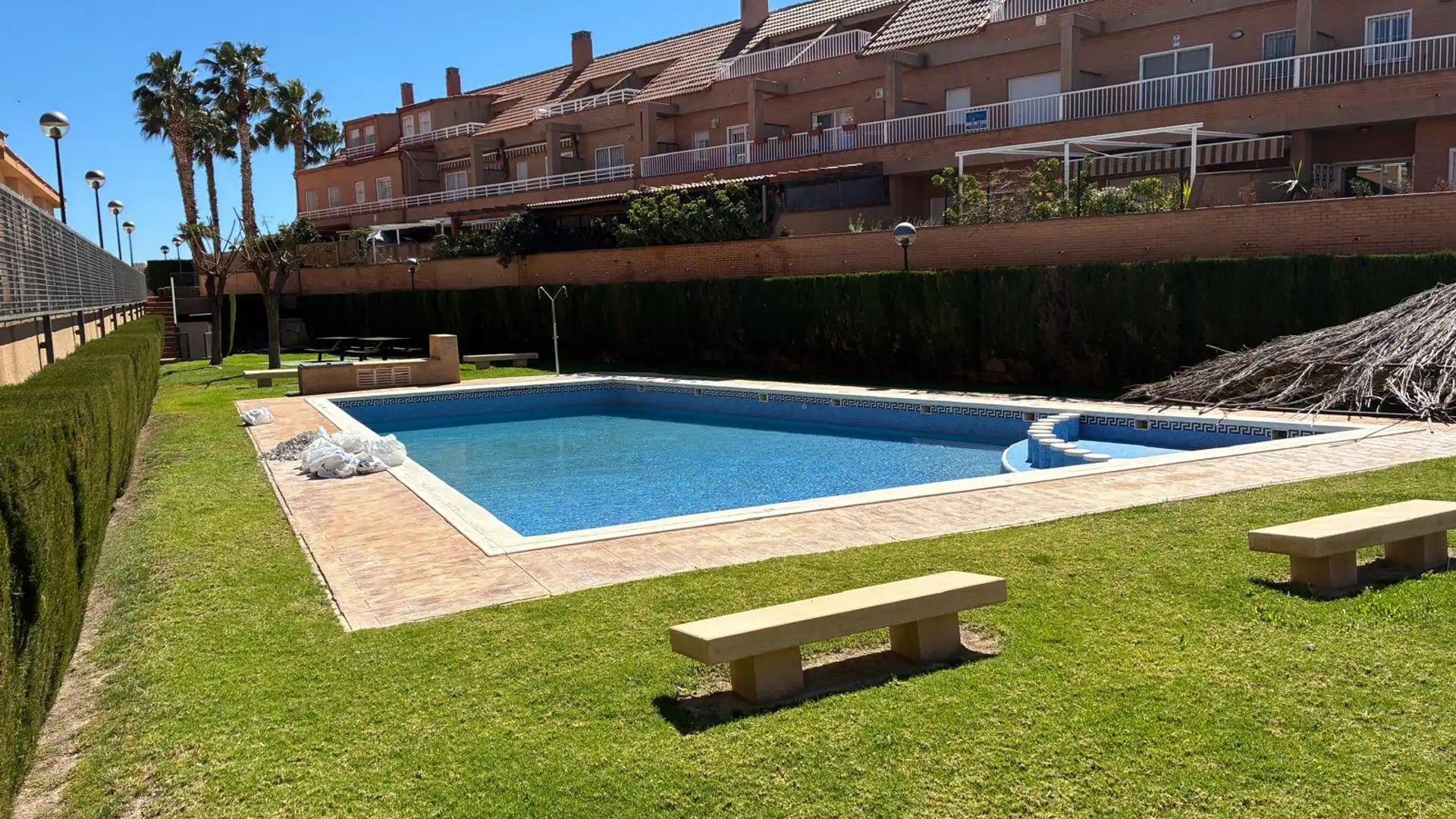 Piscina de Casa o xalet en venda en Alicante / Alacant amb Aire condicionat, Calefacció i Terrassa