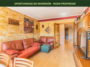 Piso con piscina en venta en Calle Comercio